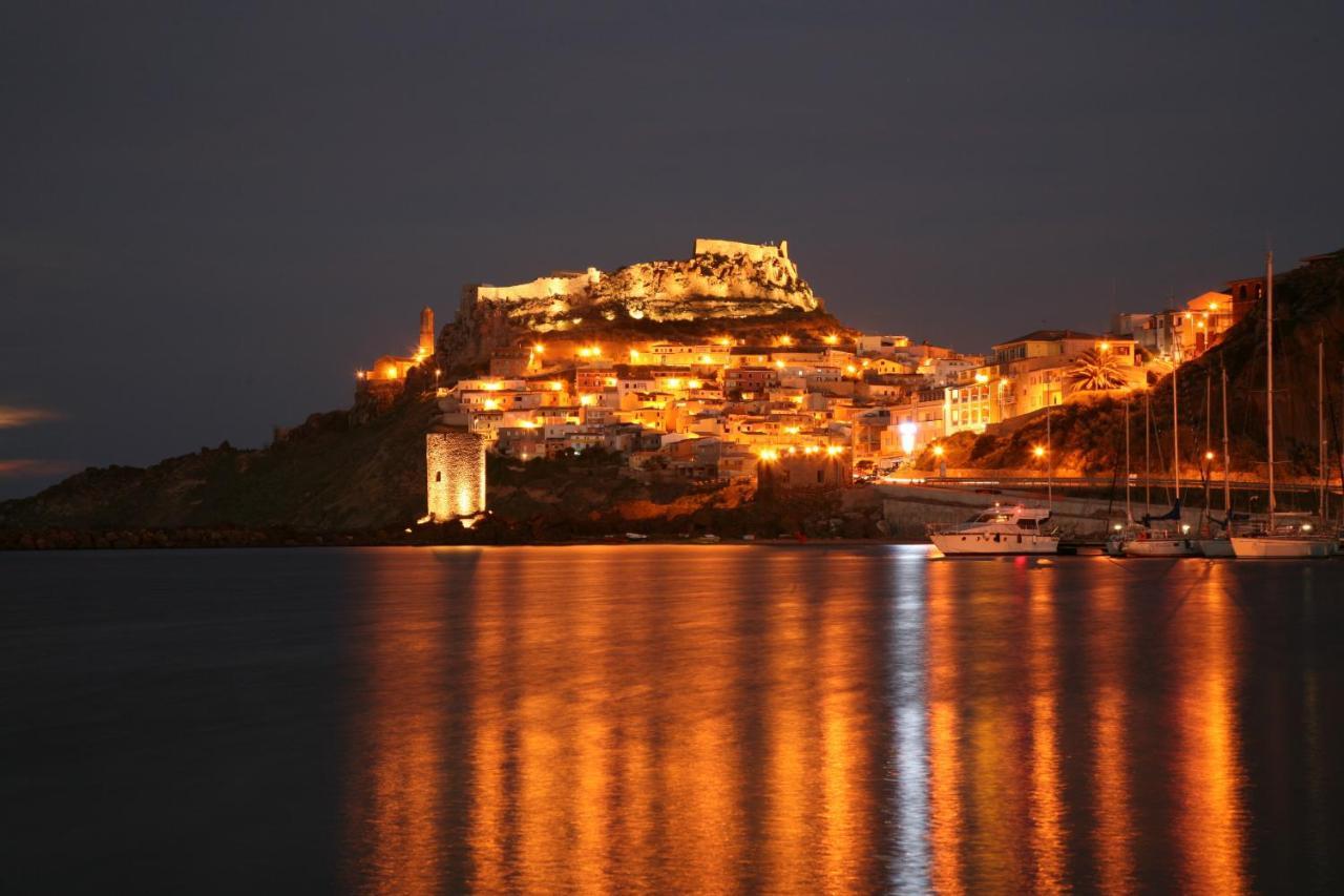 Appartamento Il Tramonto Castelsardo Exterior photo
